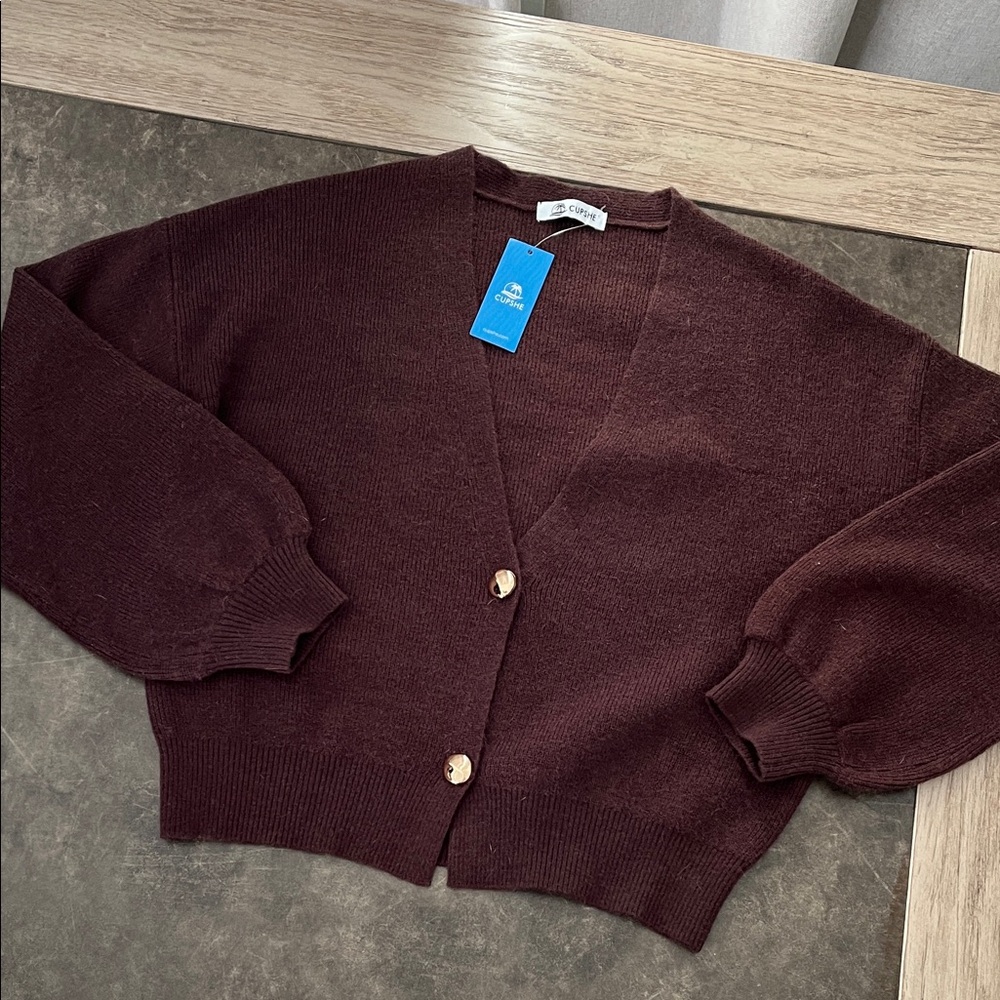 Brown sweater